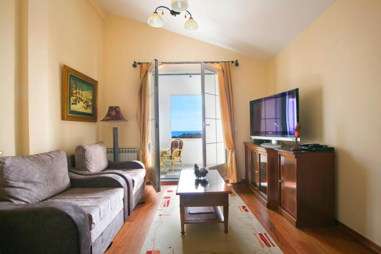 Royal Holiday Apartments Sveti Stefan Exterior photo